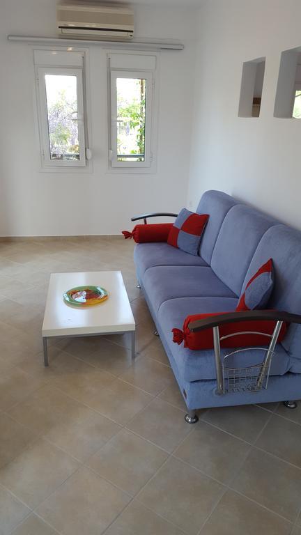 Nautilus Apartments Lesbos Island Екстер'єр фото