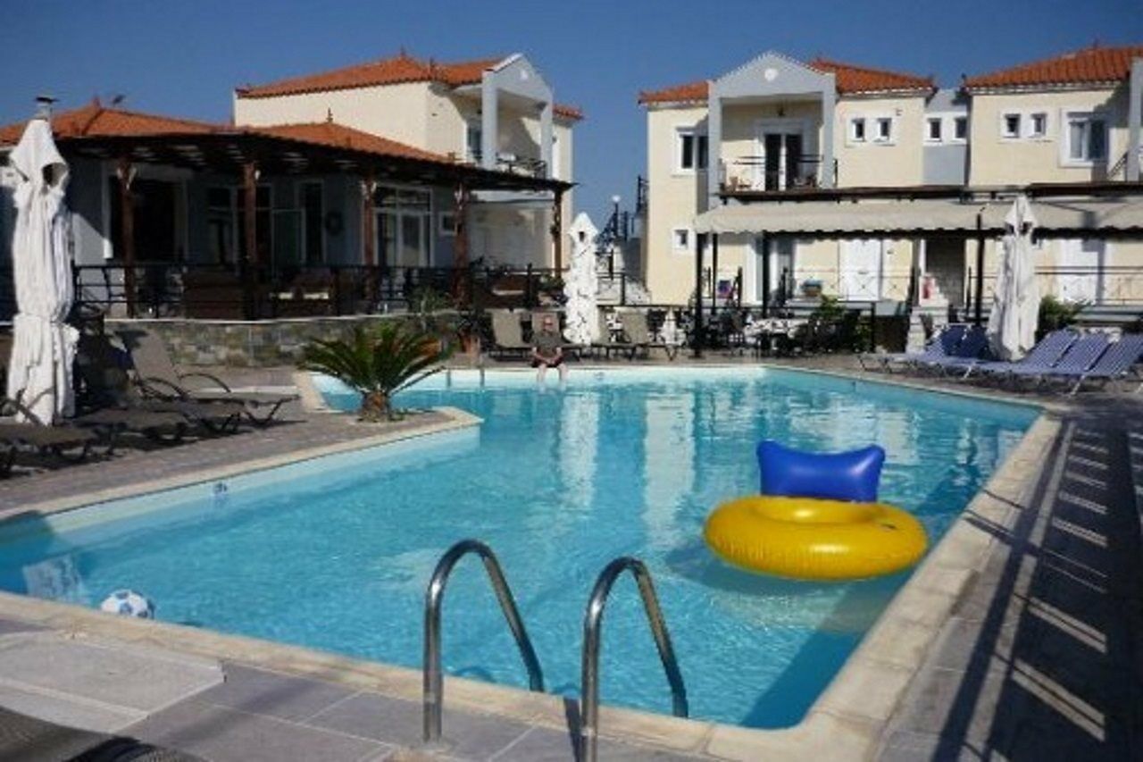 Nautilus Apartments Lesbos Island Екстер'єр фото